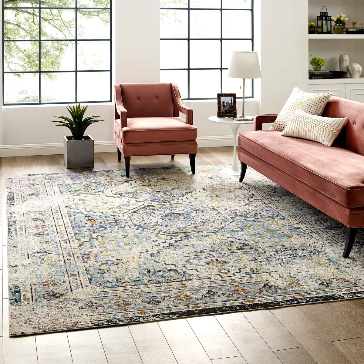 Success Jacinda Distressed Vintage Floral Vintage Medallion Area Rug