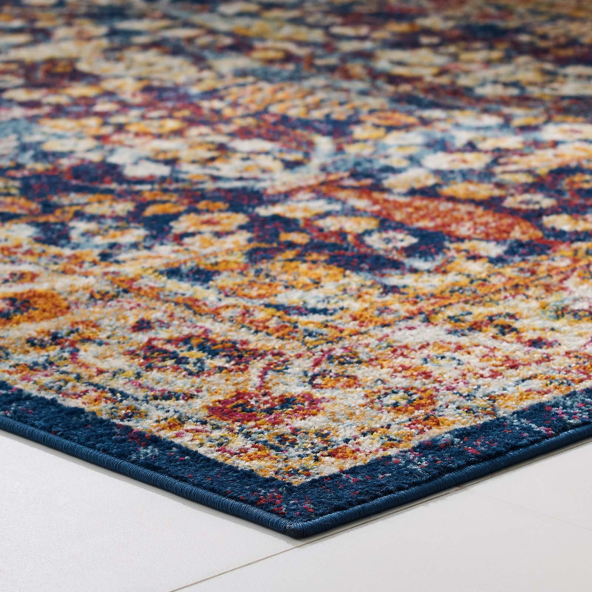 Entourage Jessa Distressed Vintage Floral Lattice Area Rug