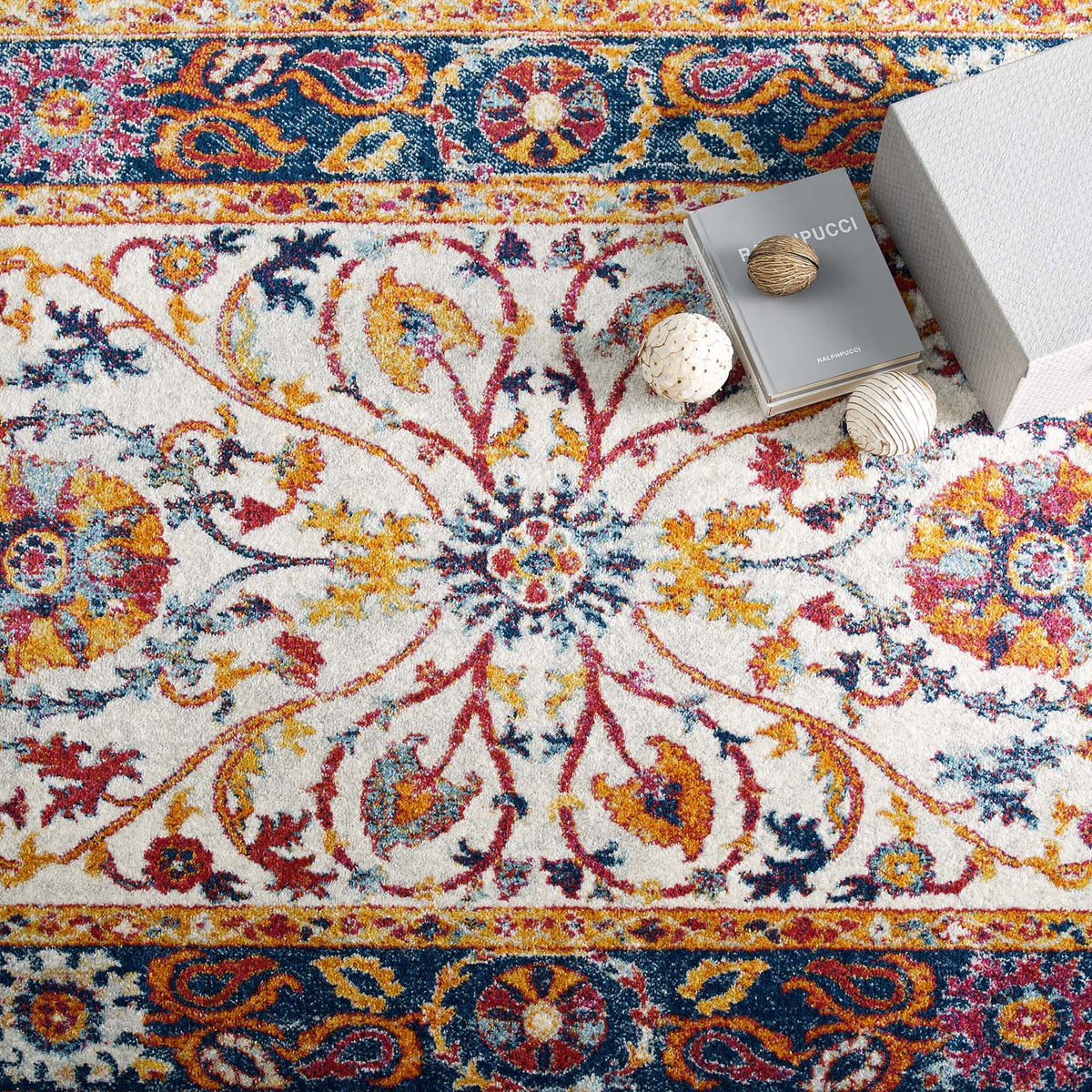 Entourage Samira Distressed Vintage Floral Vintage Medallion Area Rug