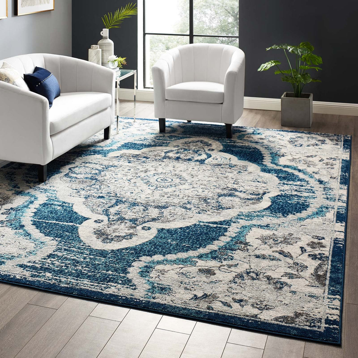 Entourage Malia Distressed Vintage Floral Vintage Medallion Area Rug