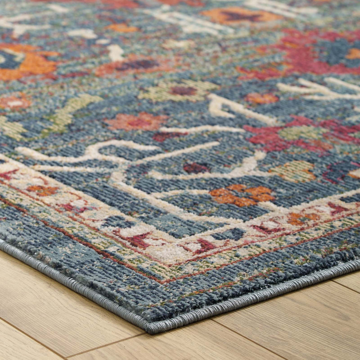 Tribute Every Distressed Vintage Floral Area Rug