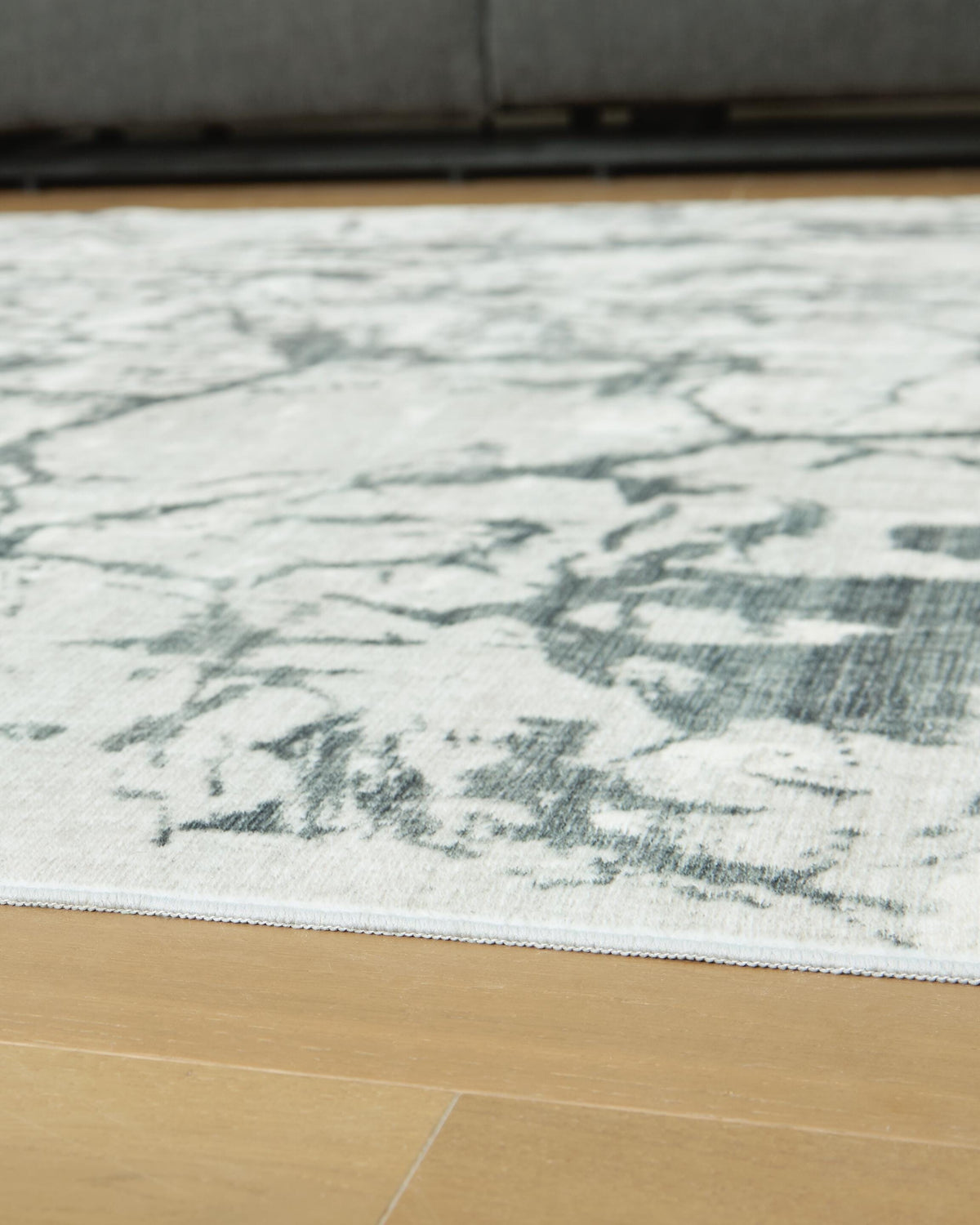 Tobinbury Washable Area Rugs