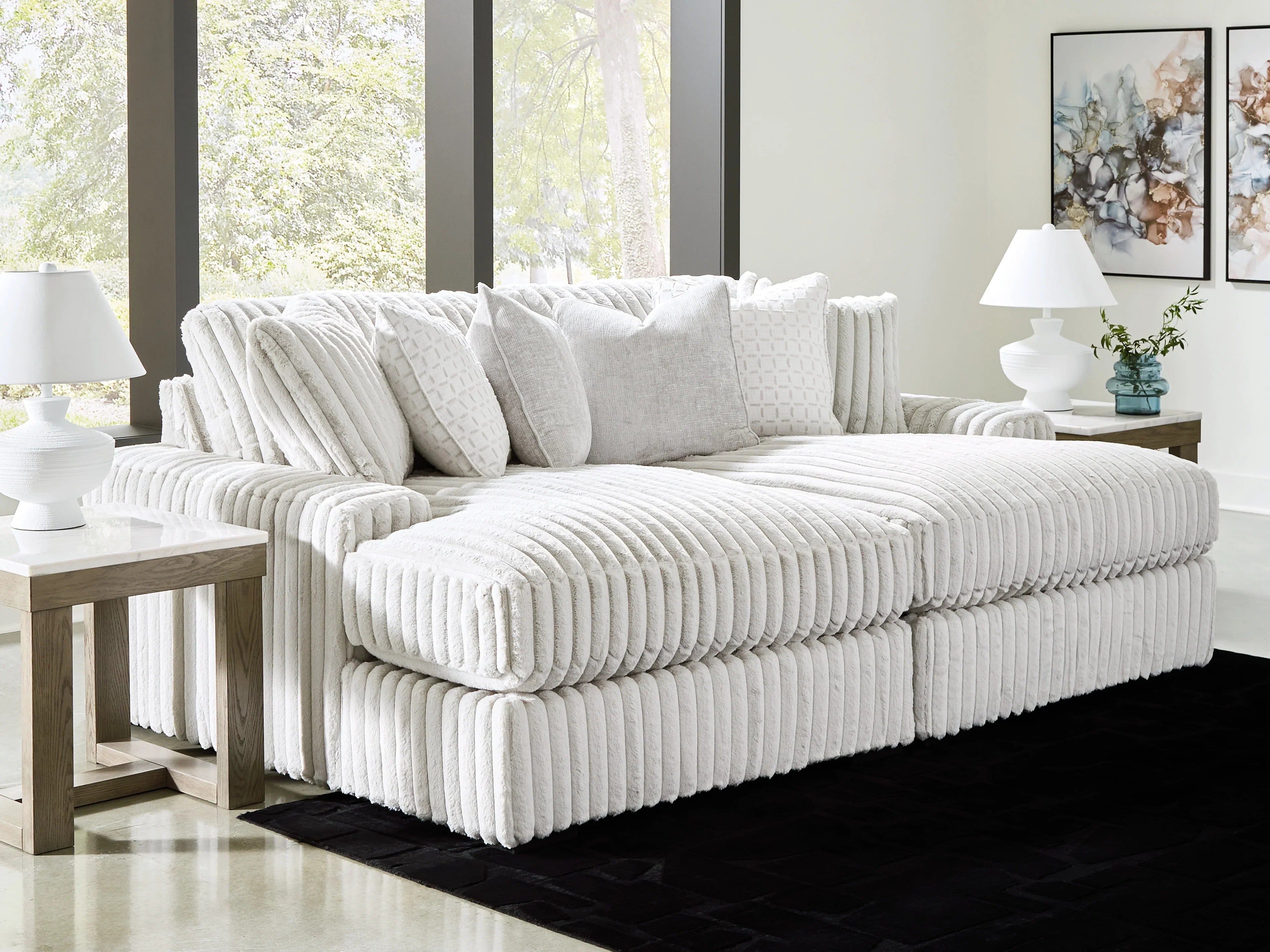 Stupendous Super Chaise