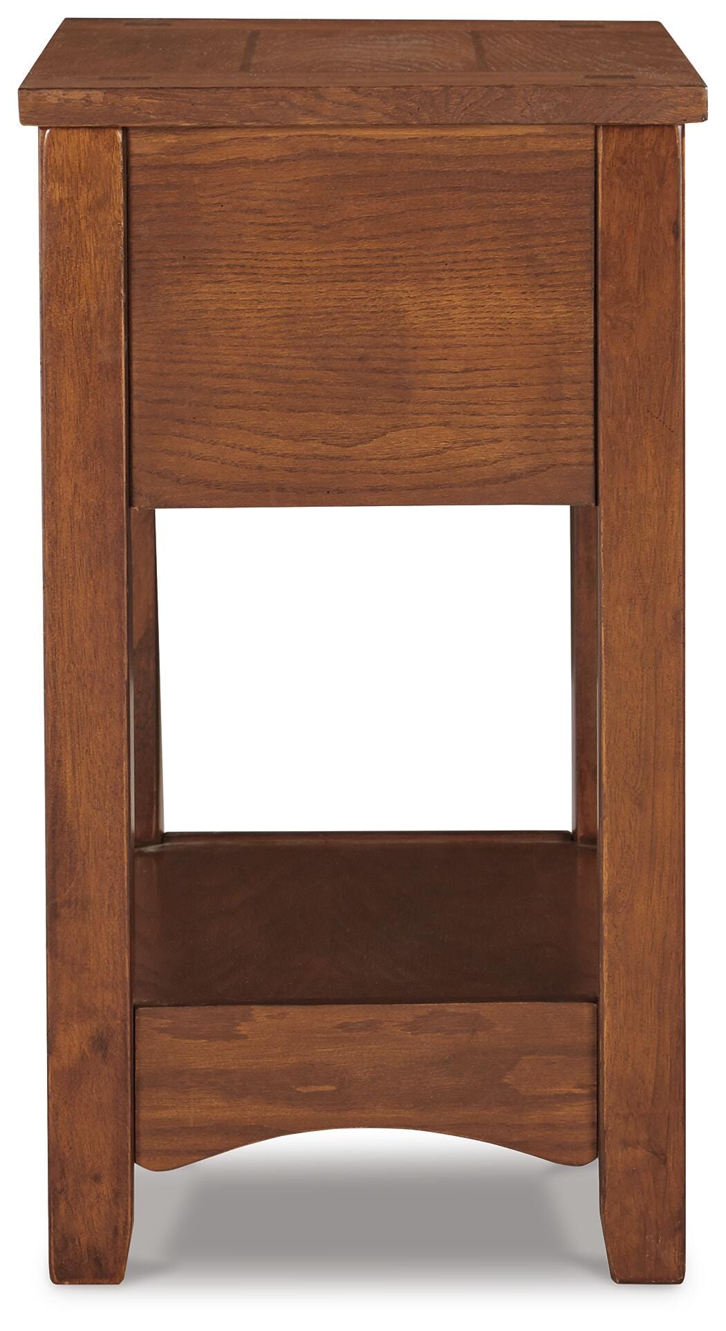 Breegin End & Side Tables