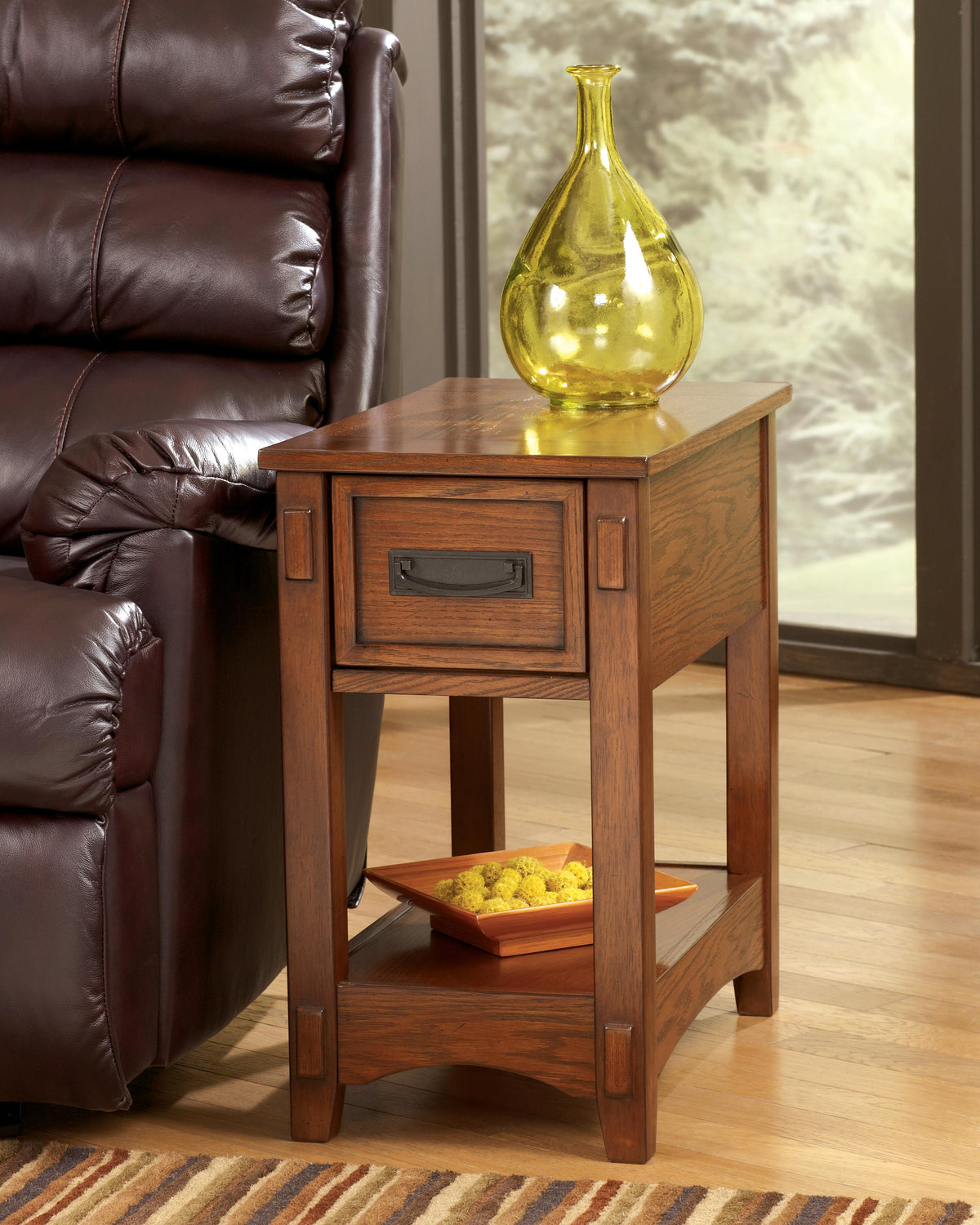 Breegin End & Side Tables