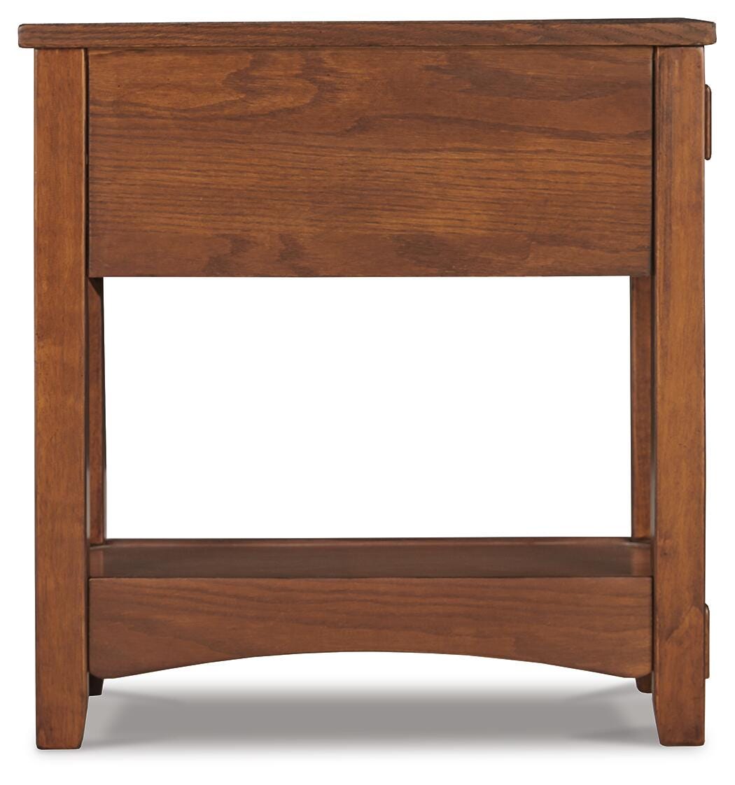 Breegin End & Side Tables