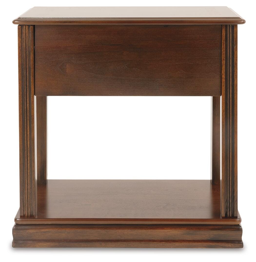 Breegin End & Side Tables