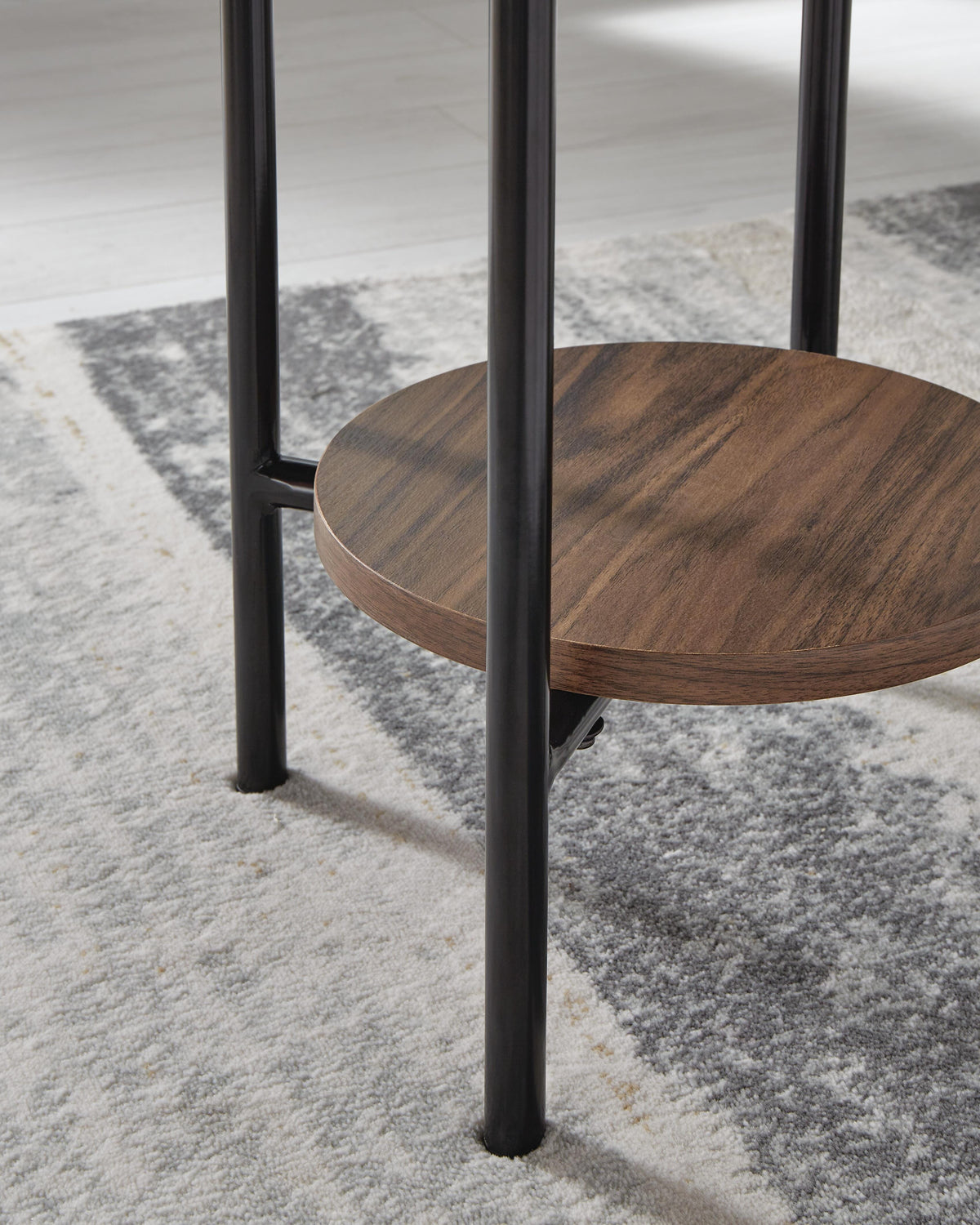 Wrenwich Coffee Table Sets