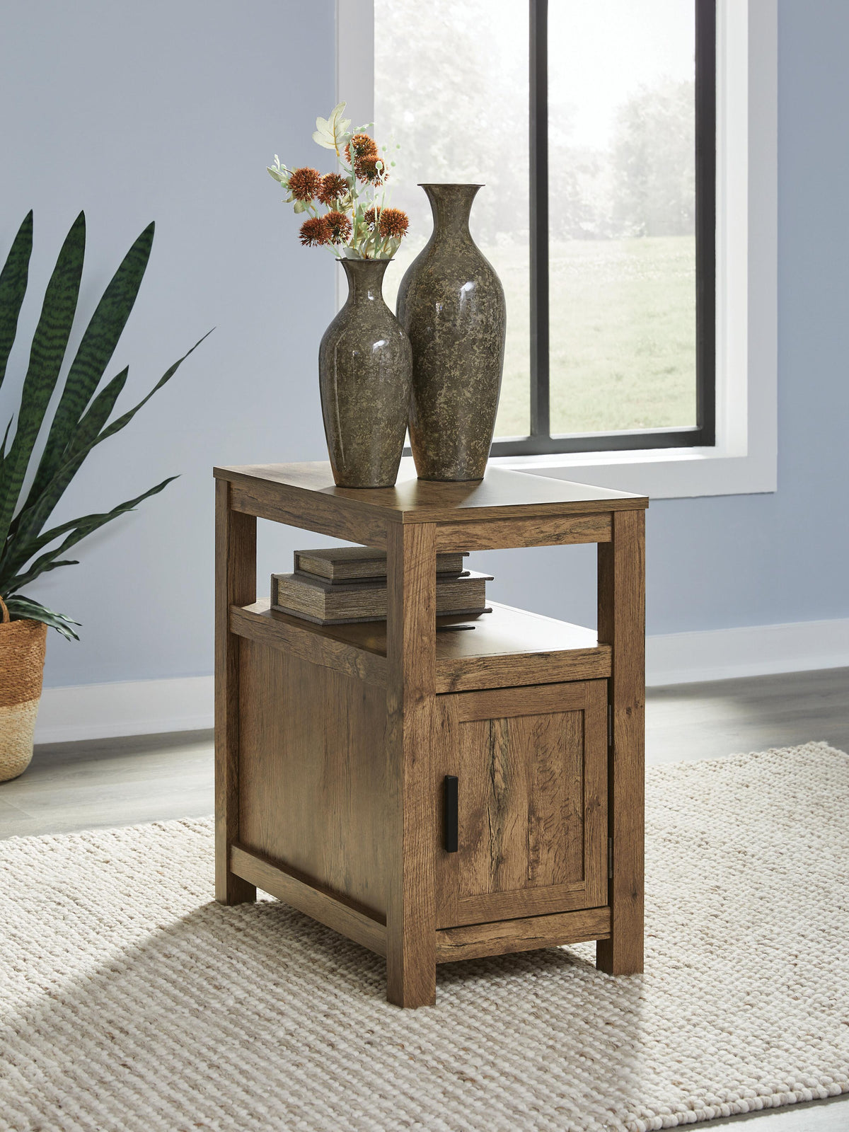 Fendenmore End & Side Tables