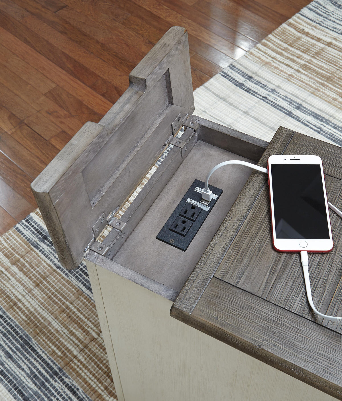 Bolanburg End & Side Tables