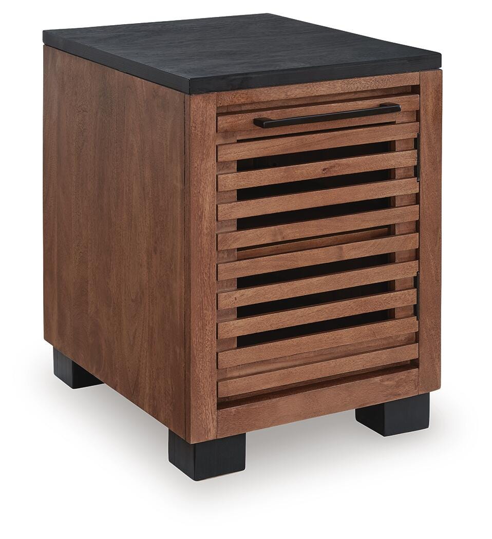 Kallari End & Side Tables