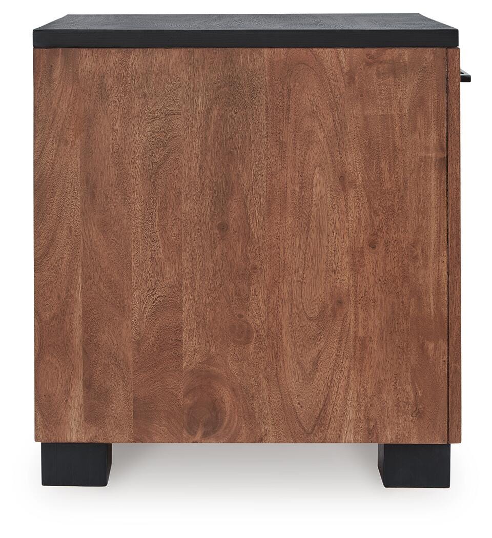 Kallari End & Side Tables