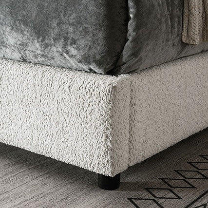 Traverso Contemporary White Boucle Eastern King Platform Bed