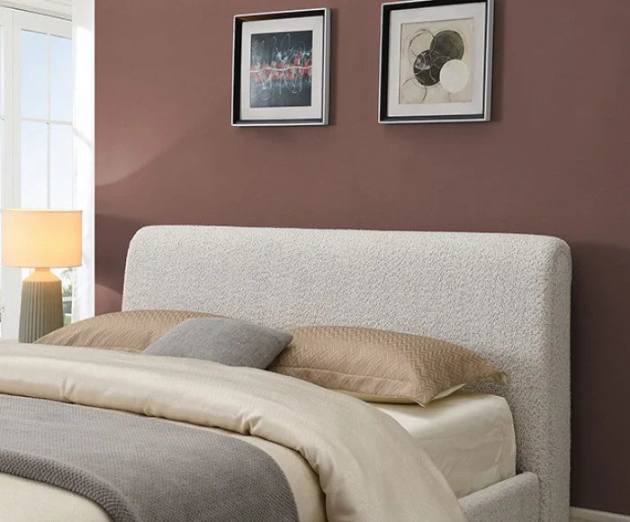 Vertham Contemporary White Eastern King Platform Bed